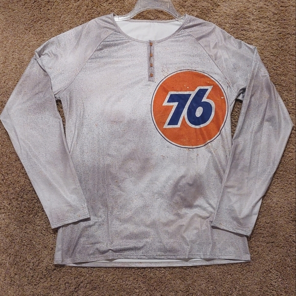 NWOT Union 76 Gasoline Retro Vintage Looking 4 Button Henley - Picture 1 of 6